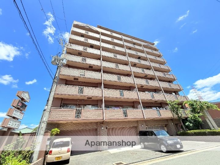 大阪府東大阪市中新開1丁目の賃貸マンションの外観