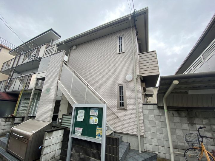 ルーエ Ⅱ201号室の外観