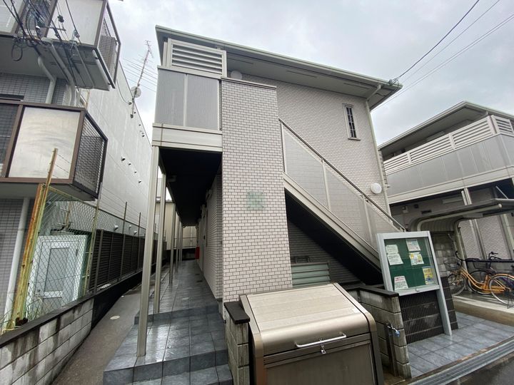ルーエ Ⅱ201号室の外観