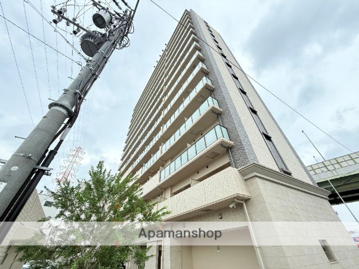 ソルテラスOSAKA EAST GATEの外観