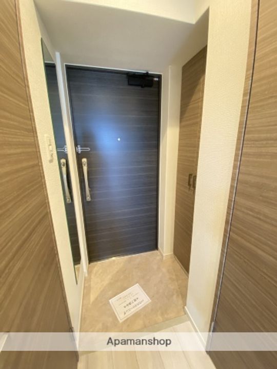 大阪府東大阪市荒本北2丁目の賃貸マンションの玄関
