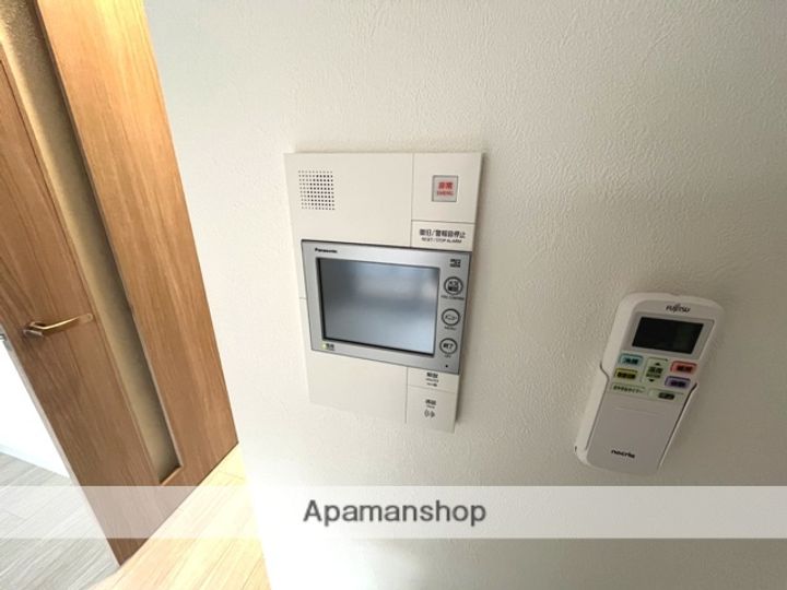 大阪府東大阪市足代北1丁目の賃貸マンションの内装