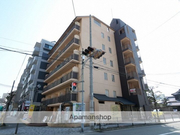 東三国センチュリーマンションの外観