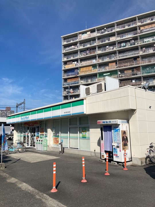 パルテカワサキの周辺