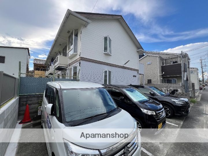 大阪府東大阪市玉串町東2丁目の賃貸アパートの外観