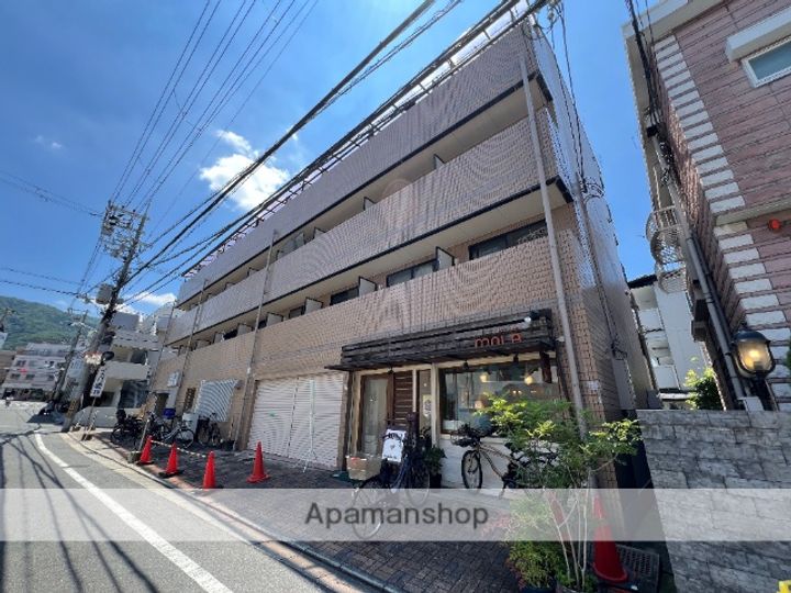 イーストマンションムラオの外観