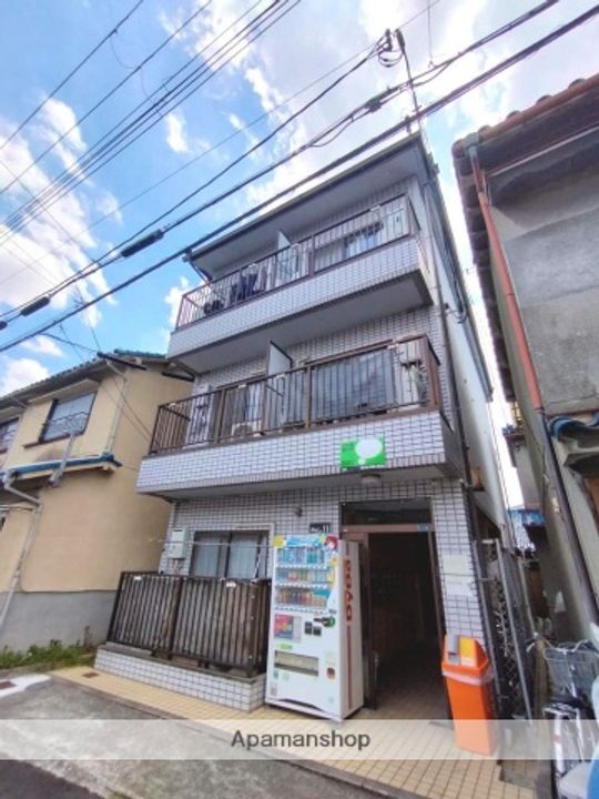 大阪府東大阪市西堤楠町3丁目の賃貸マンションの外観