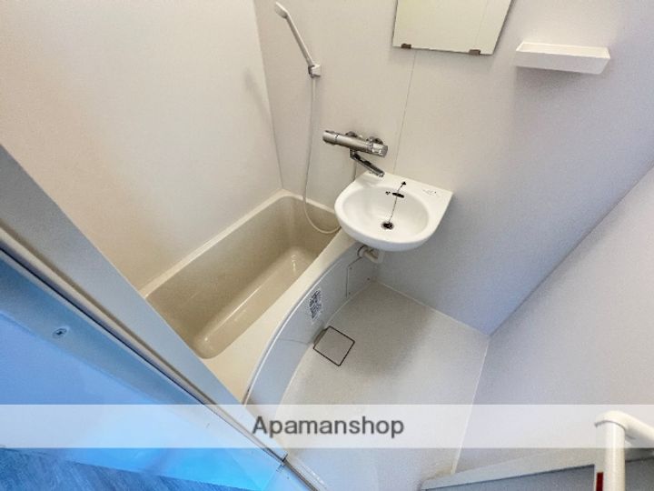 ノアーズアーク長田21の風呂