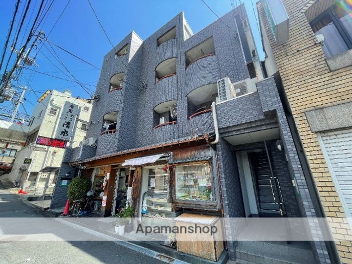 大阪府東大阪市神田町の賃貸マンションの外観
