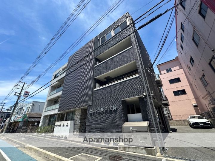 セントヒルズ宝持の外観