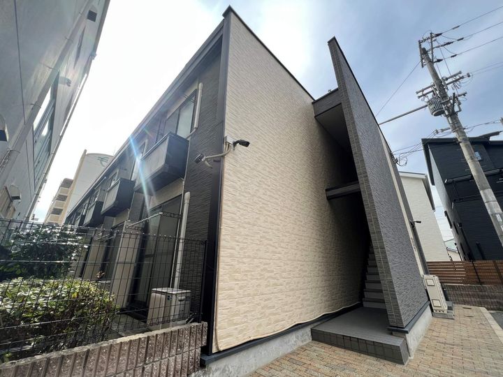 レオパレス旭町の外観