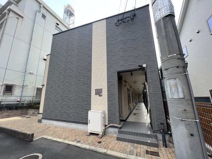 レオパレス旭町の外観