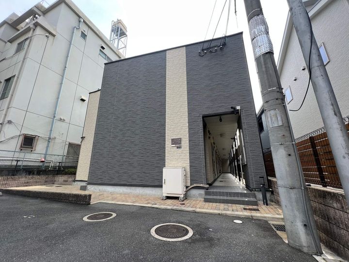 レオパレス旭町の外観