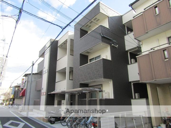 大阪府東大阪市岩田町4丁目の賃貸アパートの外観