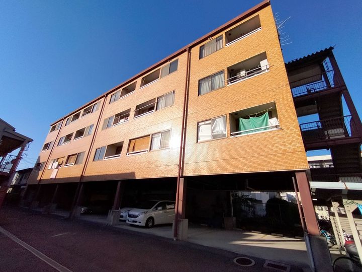 岩崎ハイツP1403の外観
