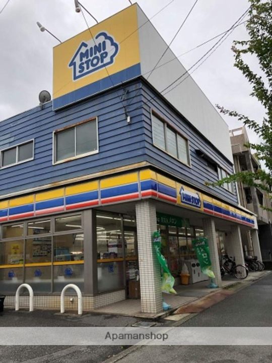 グランツハイムユンの周辺