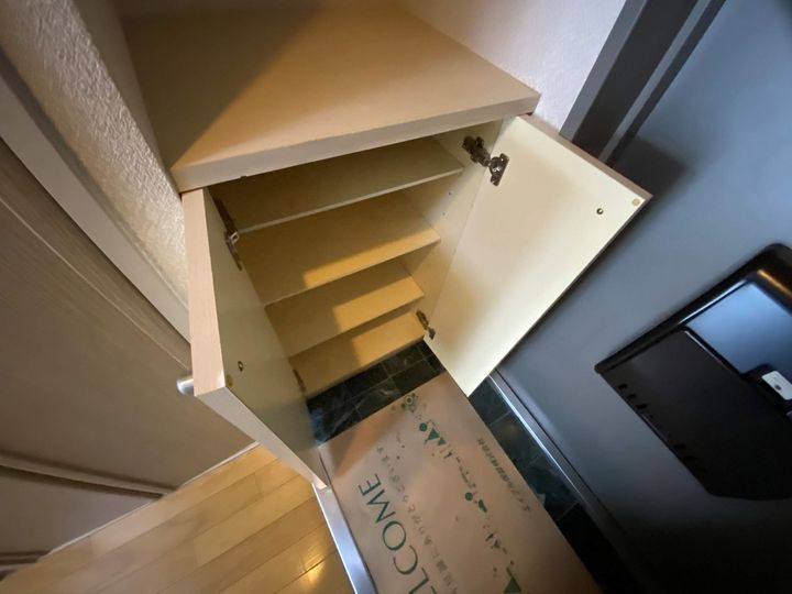 大阪府東大阪市長堂1丁目の賃貸マンションの内装