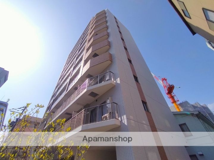 リアライズ布施駅前の外観