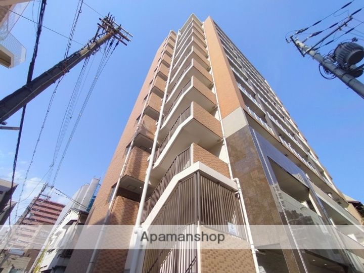 リアライズ布施駅前の外観