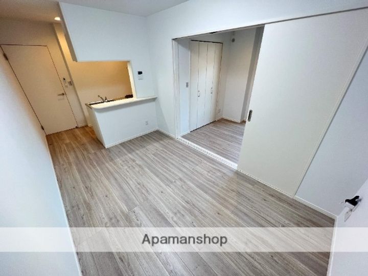 大阪府東大阪市瓢箪山町の賃貸アパートの居間