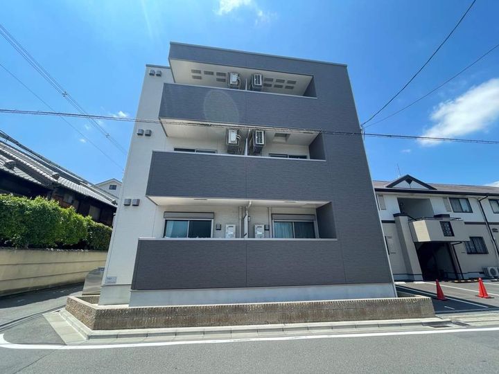 大阪府東大阪市三島1丁目の賃貸アパートの外観