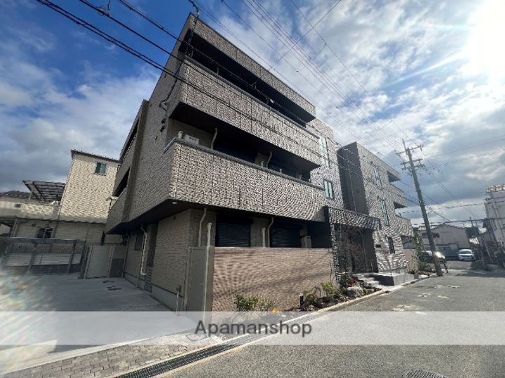 大阪府東大阪市神田町の賃貸マンションの外観