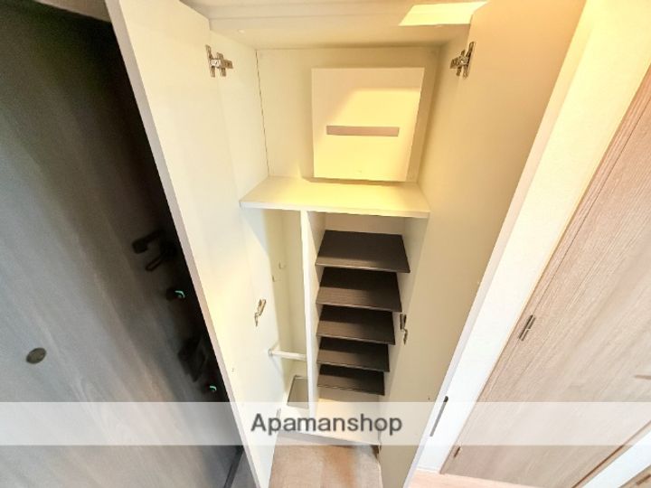 ファーストフィオーレ長田グランディール706の内装