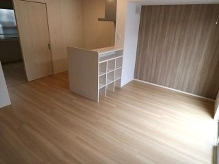 シャトレー旭町の居間