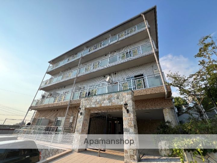 大宝枚岡グリーンヒルズの外観