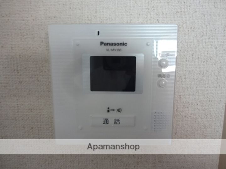兵庫県芦屋市清水町の賃貸アパートの玄関