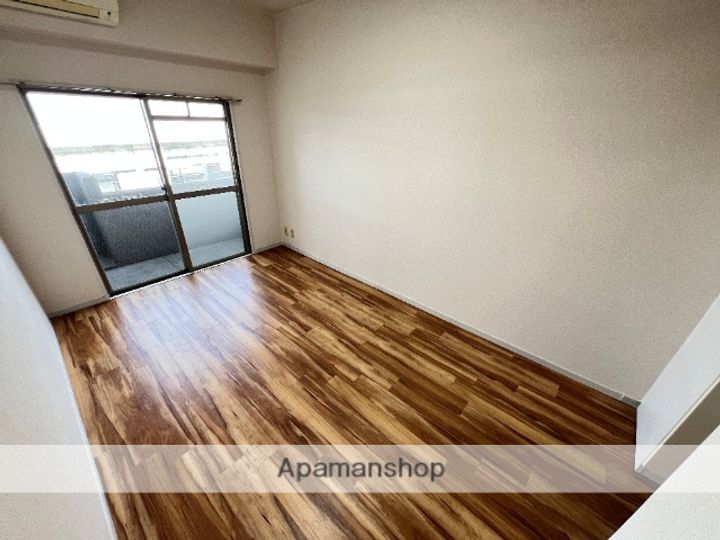 ノアーズアーク長田21の内装