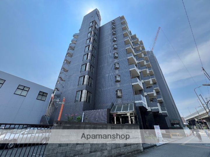 ノアーズアーク長田21の外観