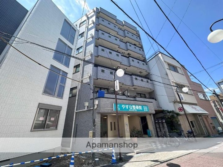 栄ハイツ小阪の外観