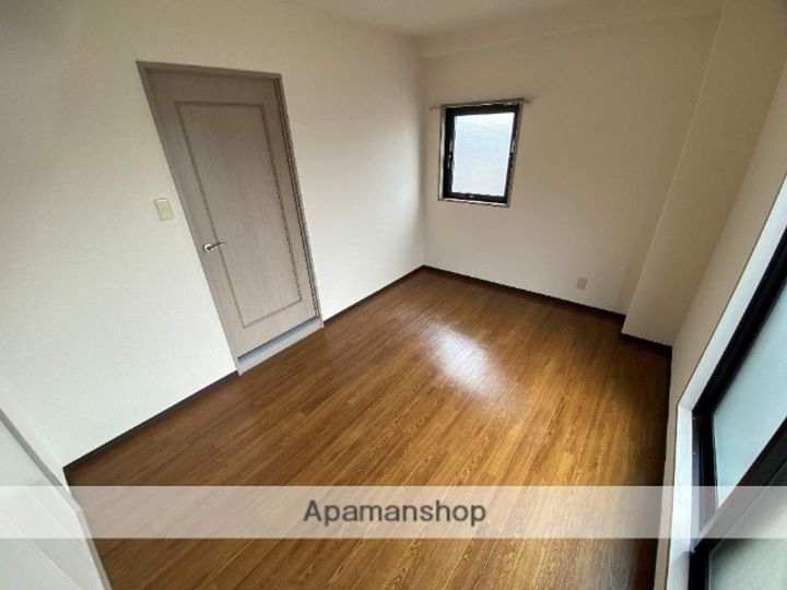 大阪府東大阪市吉田7丁目の賃貸マンションの内装