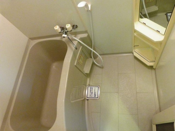 コンフォートエヌズ503号室の風呂
