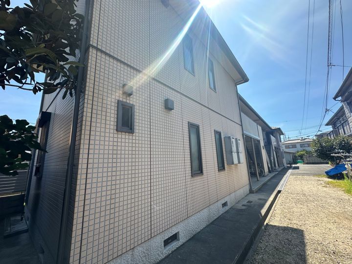 ドゥ・リュエルB202号室の外観