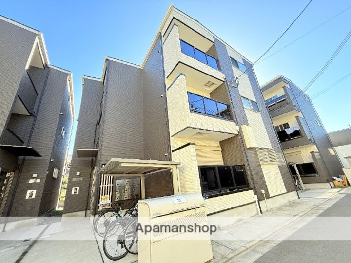 F MIRAI DOLLY(エフミライドーリー)の外観