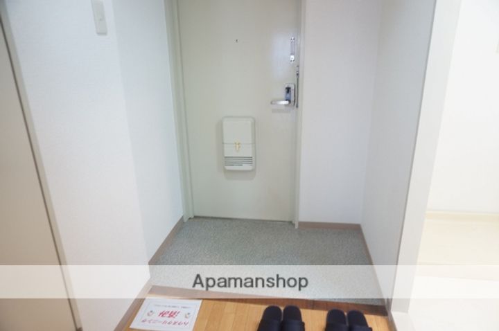 大阪府寝屋川市香里新町の賃貸マンション608の玄関