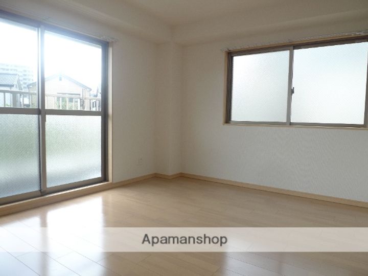 ルミナス大美野の内装