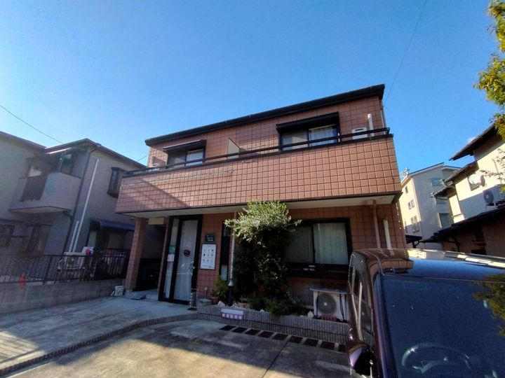 サンハイツ香枦園の外観