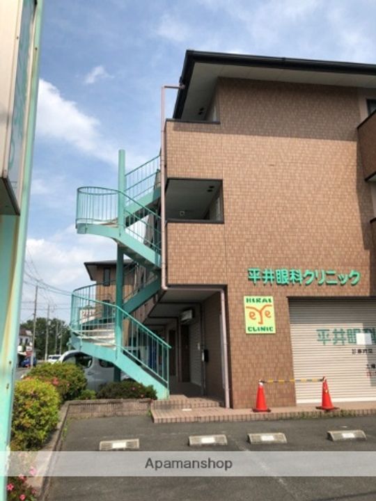 ファミール5号館の外観