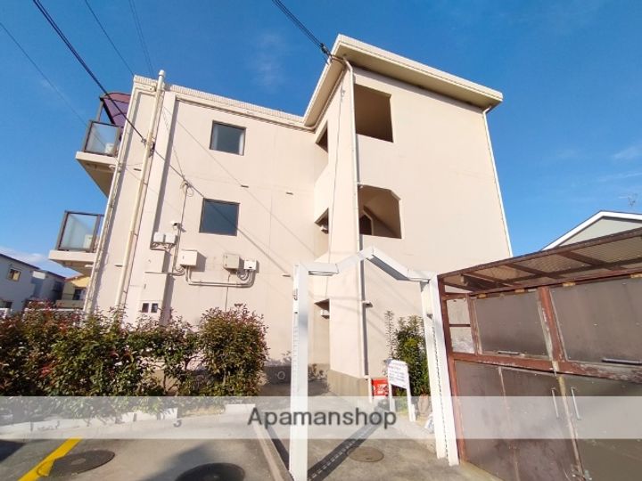 サンモール深井102の外観