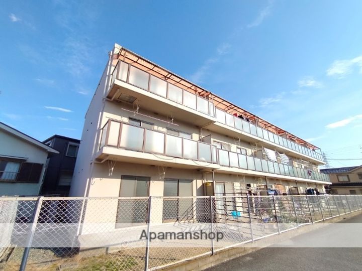 サンモール深井102の外観