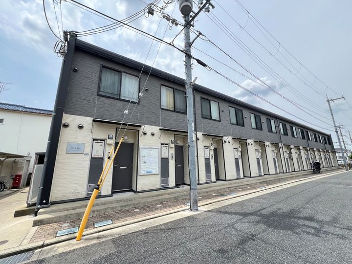 レオパレスそれいゆ北本町の外観