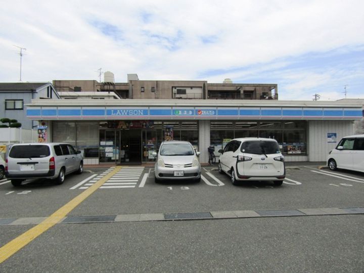 レオパレスリーザ美園の周辺