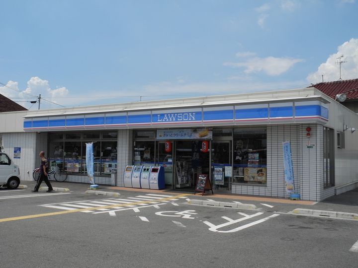 レオパレスルシェルブル金岡の周辺