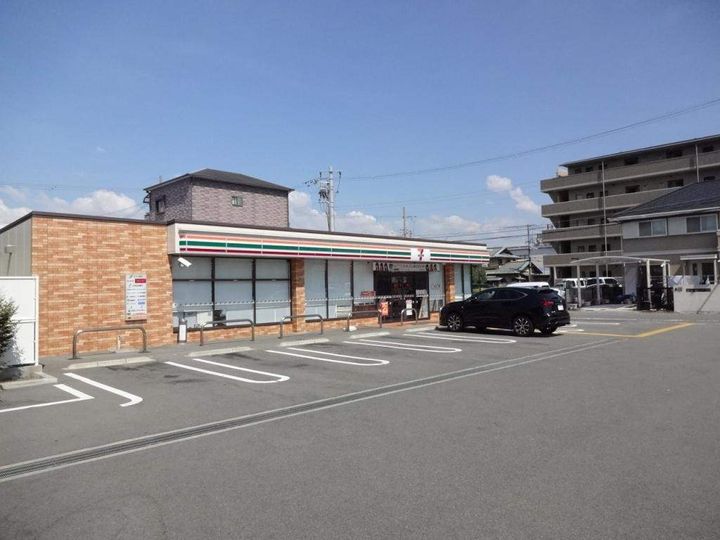 レオパレス梅北フィオーレの周辺