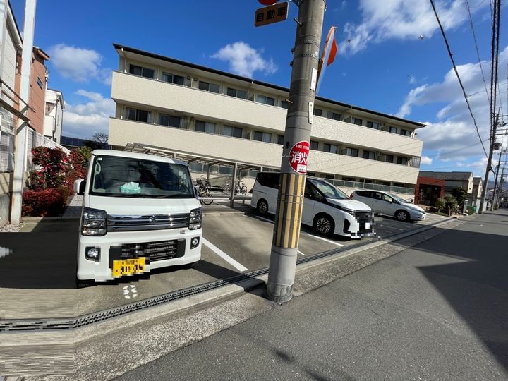 ラフィーネ久宝寺107号室の外観