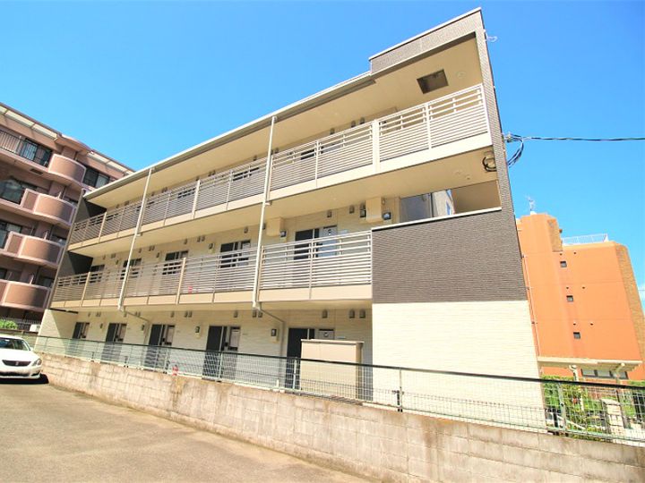 クレイノプランドール桜ヶ丘の外観