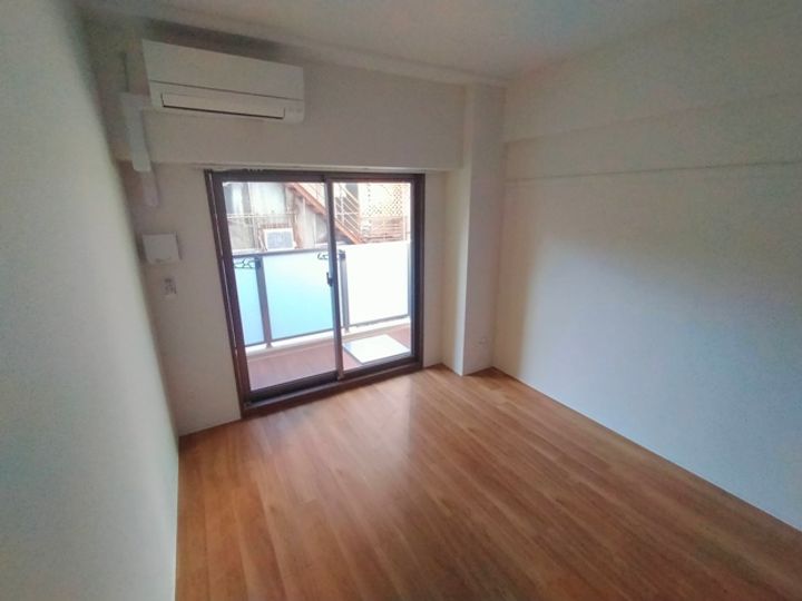 プレサンスNEO長堂アウローラの居間